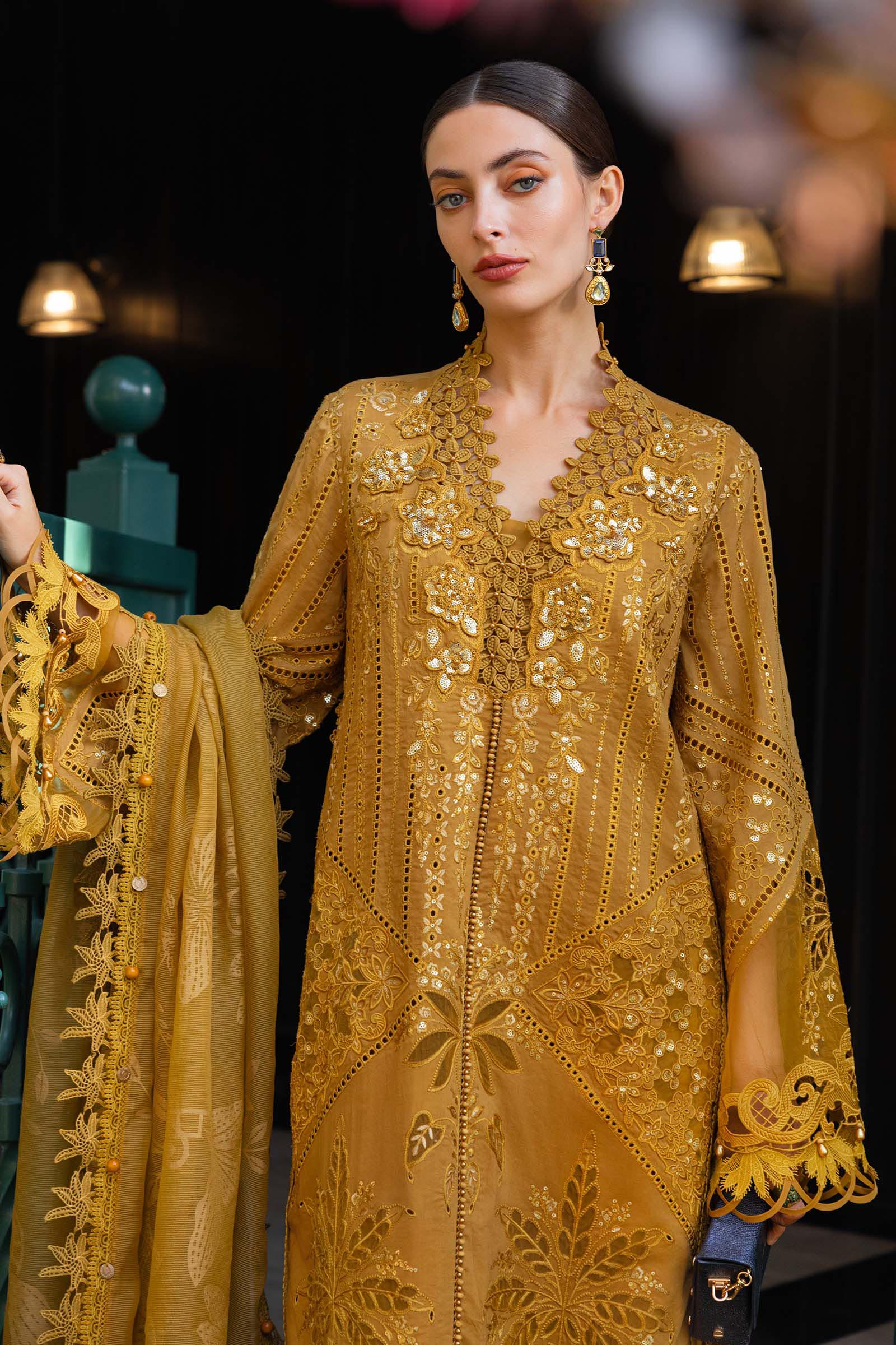 MARIA B LUXURY LAWN UNSTITCHED 3 PIECE