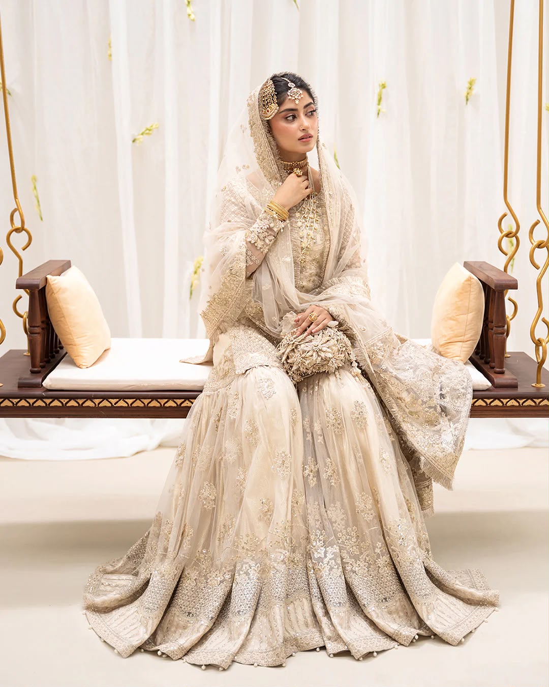 FAIZA SAQLAIN - RUA - SAFAK